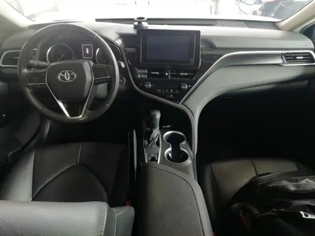 Toyota Camry — Фото автомобиля 5