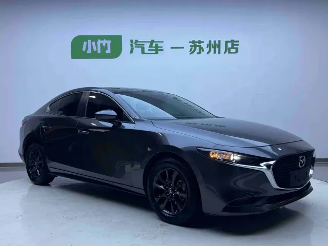 Mazda Axela — Фото автомобиля 2