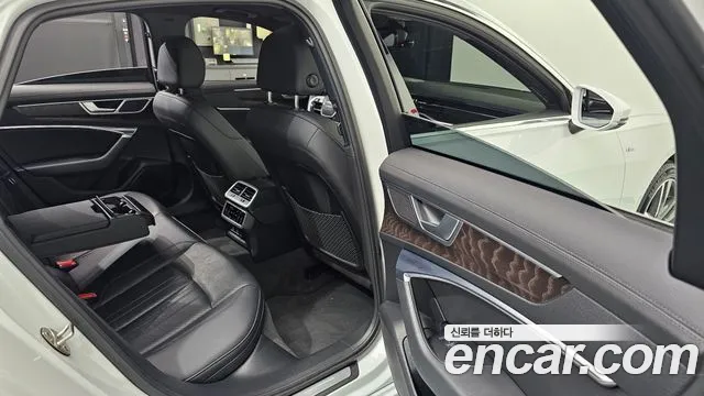 Audi A6 45 TFSI quattro Premium — Фото автомобиля 10