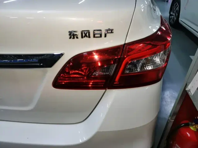 Nissan Sylphy — Фото автомобиля 7