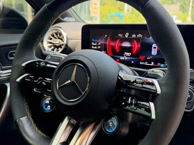 Mercedes-Benz A-Class AMG — Фото автомобиля 7