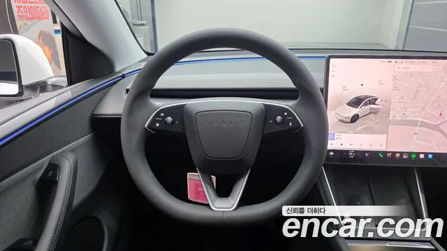 Tesla Model Y — Фото автомобиля 11