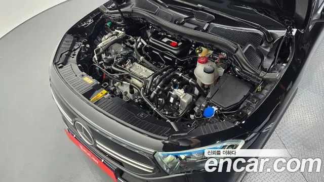 Mercedes-Benz EQA — Фото автомобиля 5