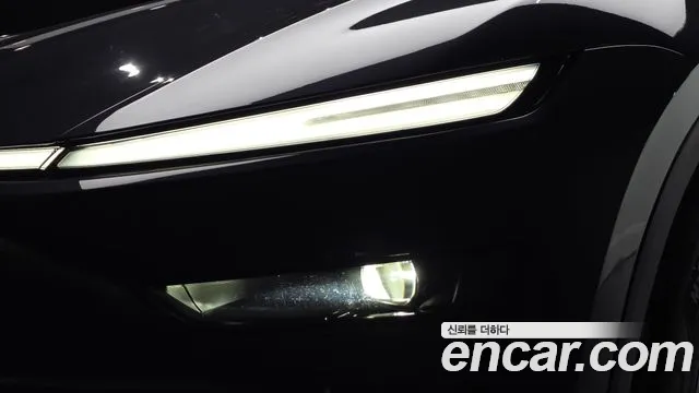 Tesla Model Y — Фото автомобиля 7