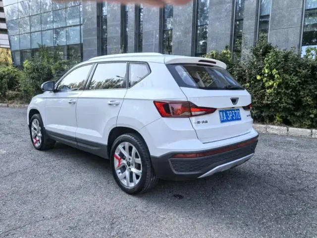 Jetta VS5 — Фото автомобиля 5