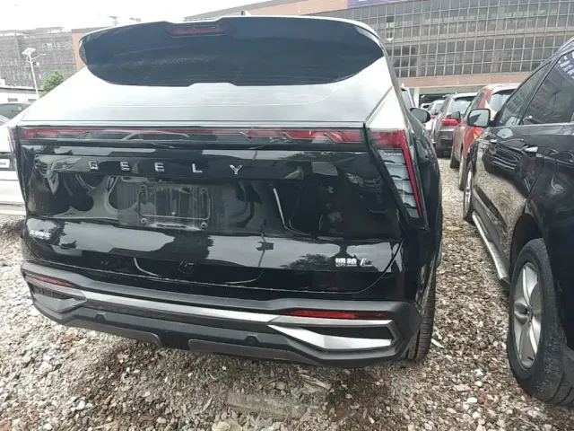 Geely Boyue L — Фото автомобиля 7