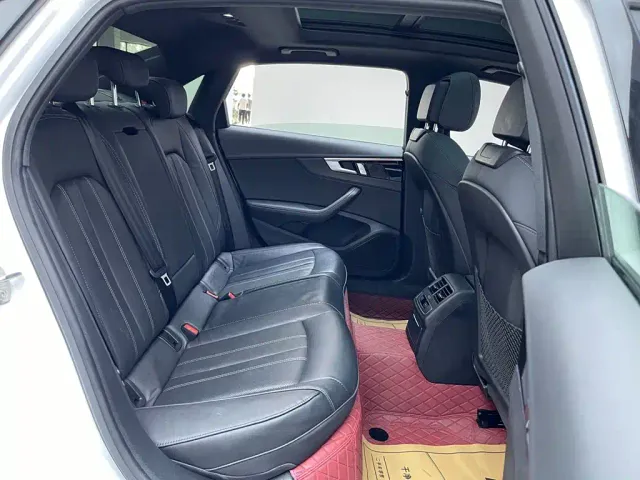 Audi Audi A4L 2024 40 TFSI Luxury Dynamic — Фото автомобиля 16