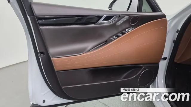 Genesis G80 Бензин 2.5 турбо AWD — Фото автомобиля 22