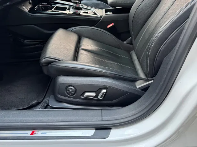 Audi A4L — Фото автомобиля 26