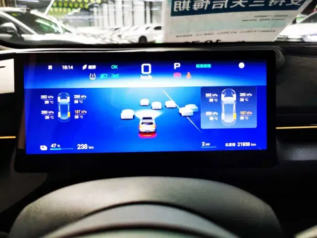 BYD Seal 06 GT — Фото автомобиля 8