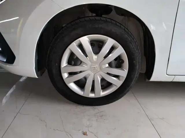 Honda Fit — Фото автомобиля 22