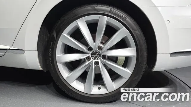 Volkswagen Arteon Arteon 2.0 TDI Prestige — Фото автомобиля 5