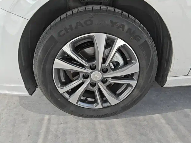 Changan Eado — Фото автомобиля 22