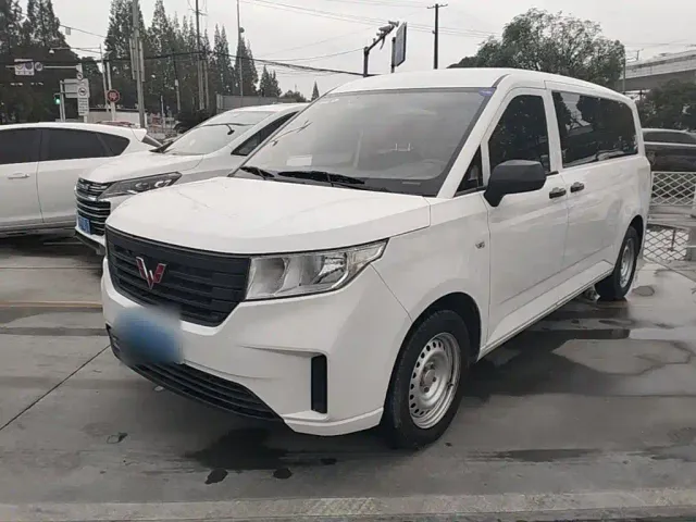 Фотография автомобиля — Wuling Zhengcheng