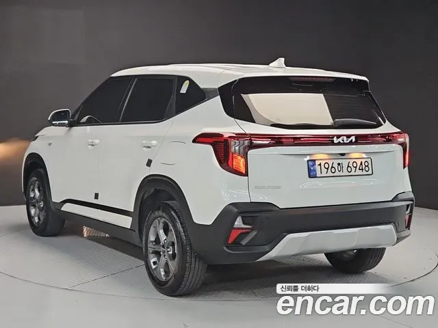 Kia Seltos Бензин 1.6 турбо 2WD — Фото автомобиля 4