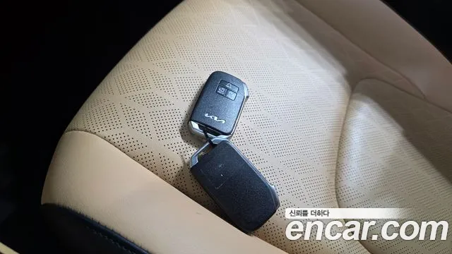 Kia Carnival 4th Gen — Фото автомобиля 22