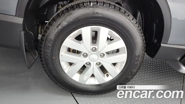 KG_Mobility_Ssangyong Rexton Новый Rexton Sport Khan Дизель 2.2 4WD — Фото автомобиля 3
