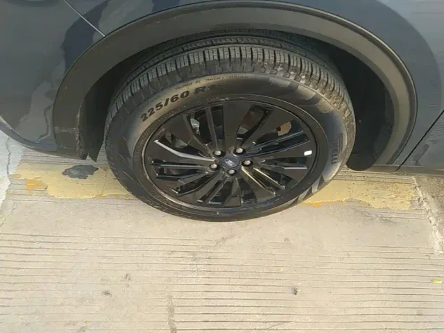 Ford Escape — Фото автомобиля 24