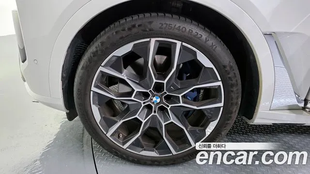 BMW X7 — Фото автомобиля 5