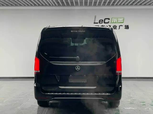 Mercedes-Benz V-Class — Фото автомобиля 4