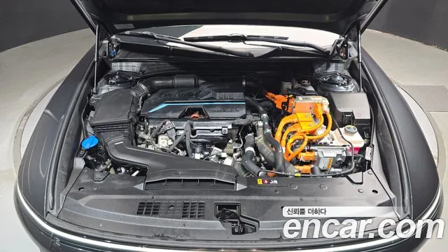 Hyundai Grandeur GN7 — Фото автомобиля 9