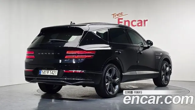 Genesis GV80 2.5T Бензин AWD — Фото автомобиля 2