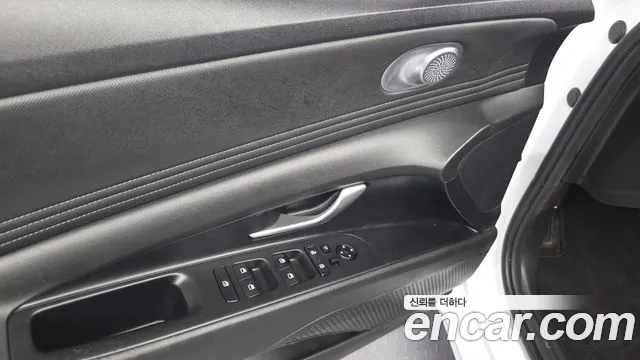 Hyundai AVANTE Avante (CN7) 1.6 LPi (Для проката) — Фото автомобиля 27