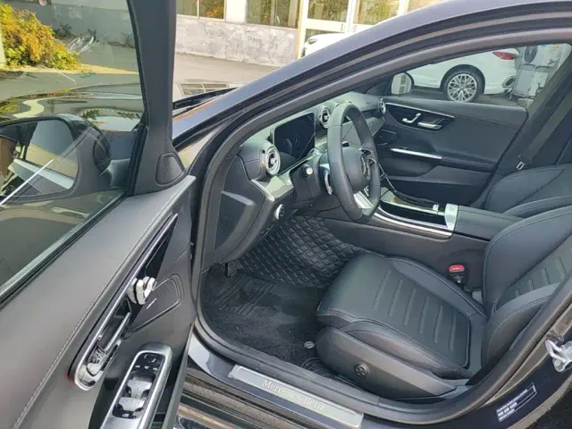 Mercedes-Benz C-Class — Фото автомобиля 15