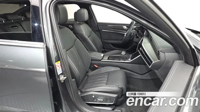 Audi A6 C8 — Фото автомобиля 16