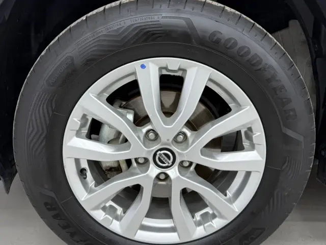 Nissan X-Trail — Фото автомобиля 20