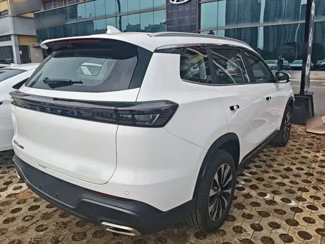 Chery Tiggo 8 PLUS — Фото автомобиля 6