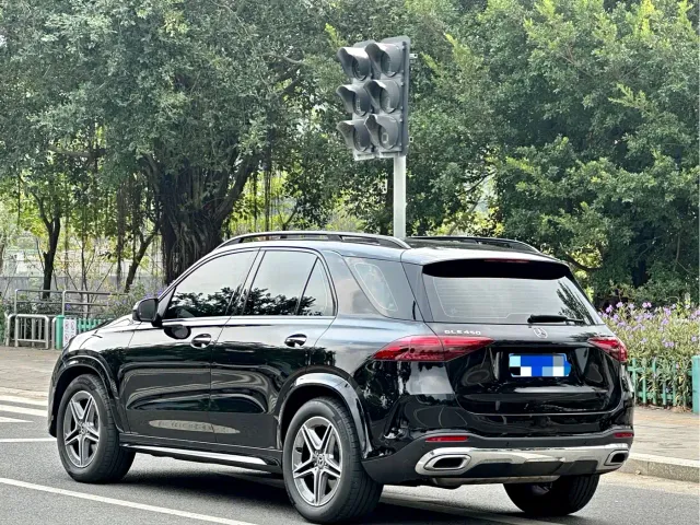 Mercedes-Benz GLE-Class — Фото автомобиля 3