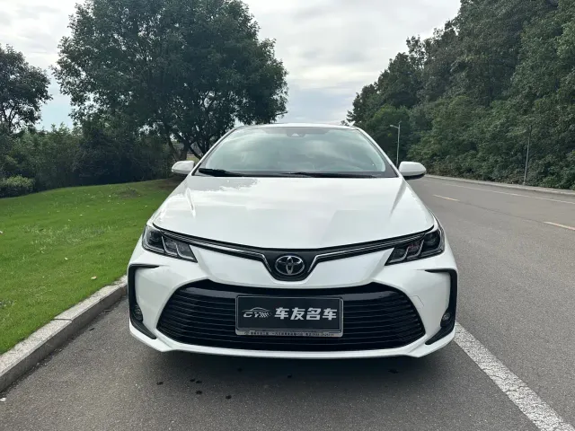 Toyota Corolla — Фото автомобиля 2
