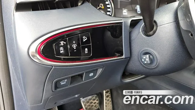 Genesis GV70 2.5T Бензин AWD — Фото автомобиля 25