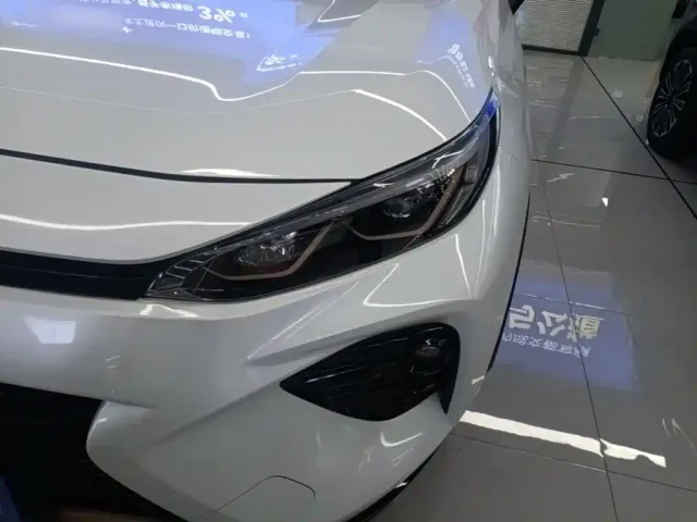 Toyota Wildlander — Фото автомобиля 23