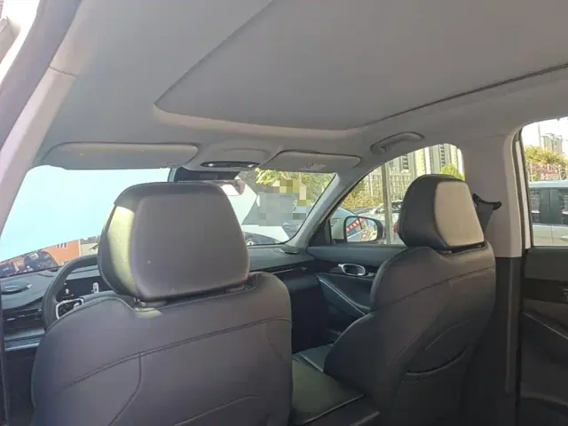 Geely Galaxy E5 — Фото автомобиля 17