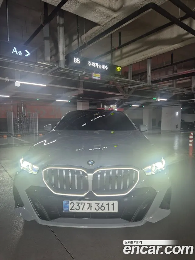 Фотография автомобиля — BMW 5 Series G60