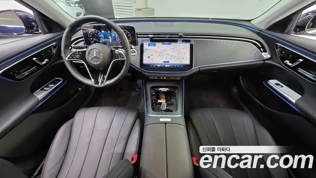 Mercedes-Benz E-Class — Фото автомобиля 7
