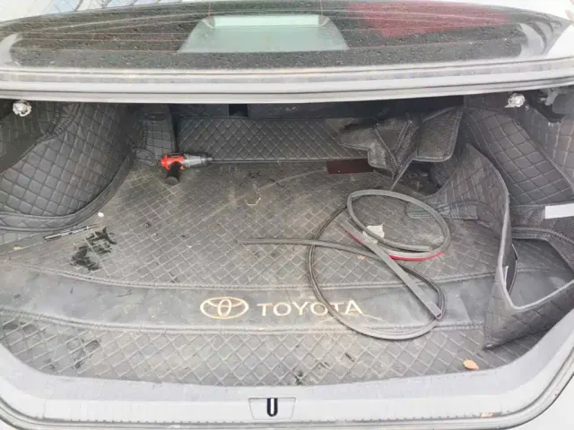 Toyota Avalon — Фото автомобиля 4
