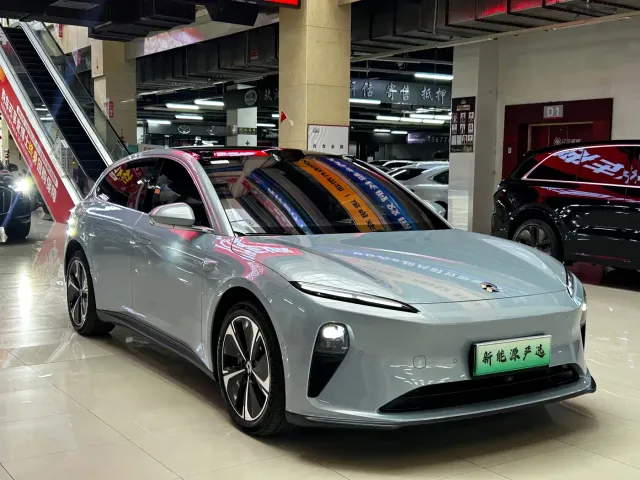 Nio ET5 Touring — Фото автомобиля 3
