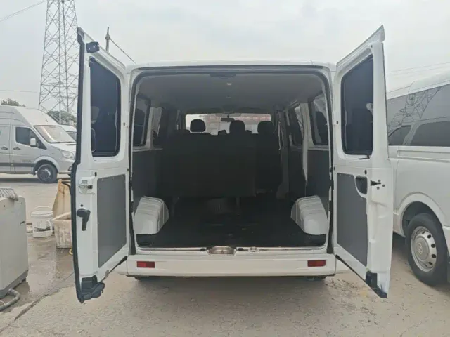 Maxus Xintu V80 — Фото автомобиля 18