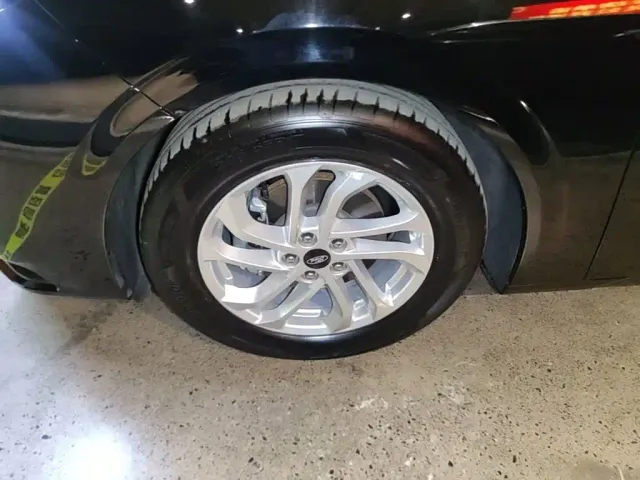 Ford Mondeo — Фото автомобиля 24