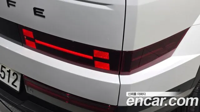 Hyundai Santa Fe — Фото автомобиля 8