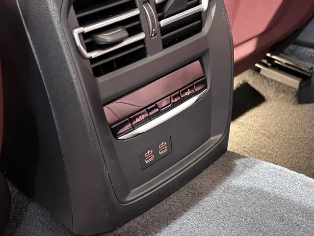 BMW 3 Series — Фото автомобиля 18