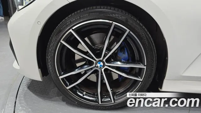 BMW 3-Series 3 серия (G20) 320i Touring M Sport — Фото автомобиля 5