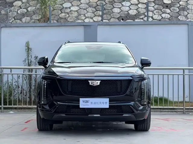 Cadillac XT5 — Фото автомобиля 2
