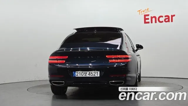 Genesis G80 Бензин 2.5 турбо AWD — Фото автомобиля 4