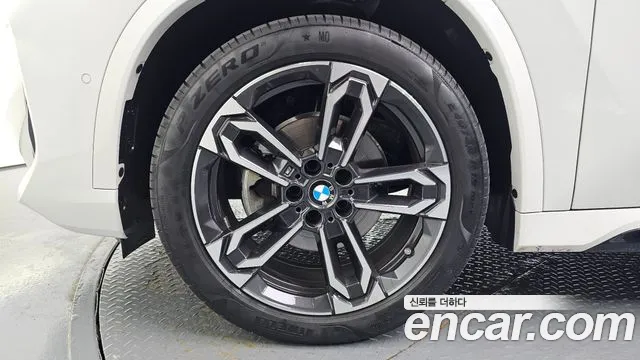 BMW X1 — Фото автомобиля 4