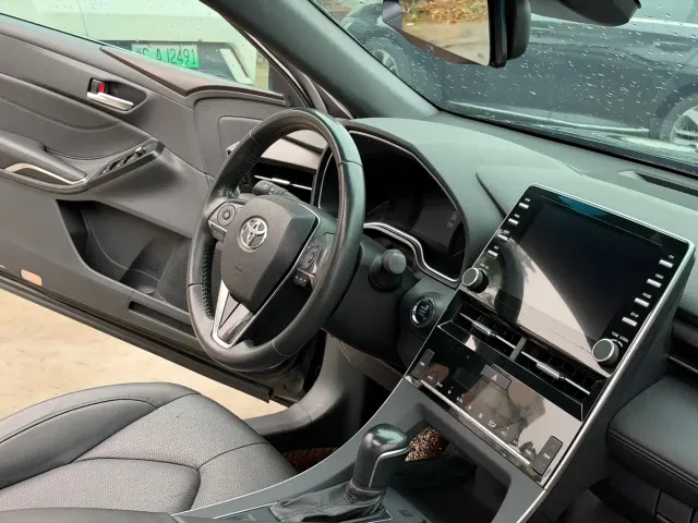 Toyota Avalon — Фото автомобиля 14