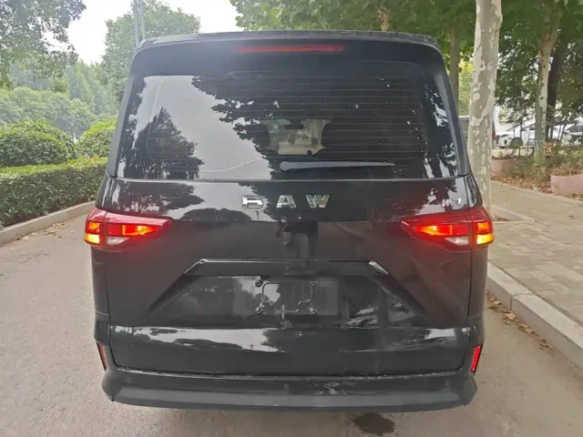 BAW (Beijing Automobile Works) Ruisheng Ace M7 2023 Model 2.0L Long Wheelbase Business 7-Seater — Фото автомобиля 5